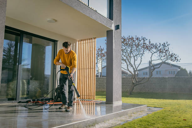 Best Driveway Pressure Washing  in Centralia, MO